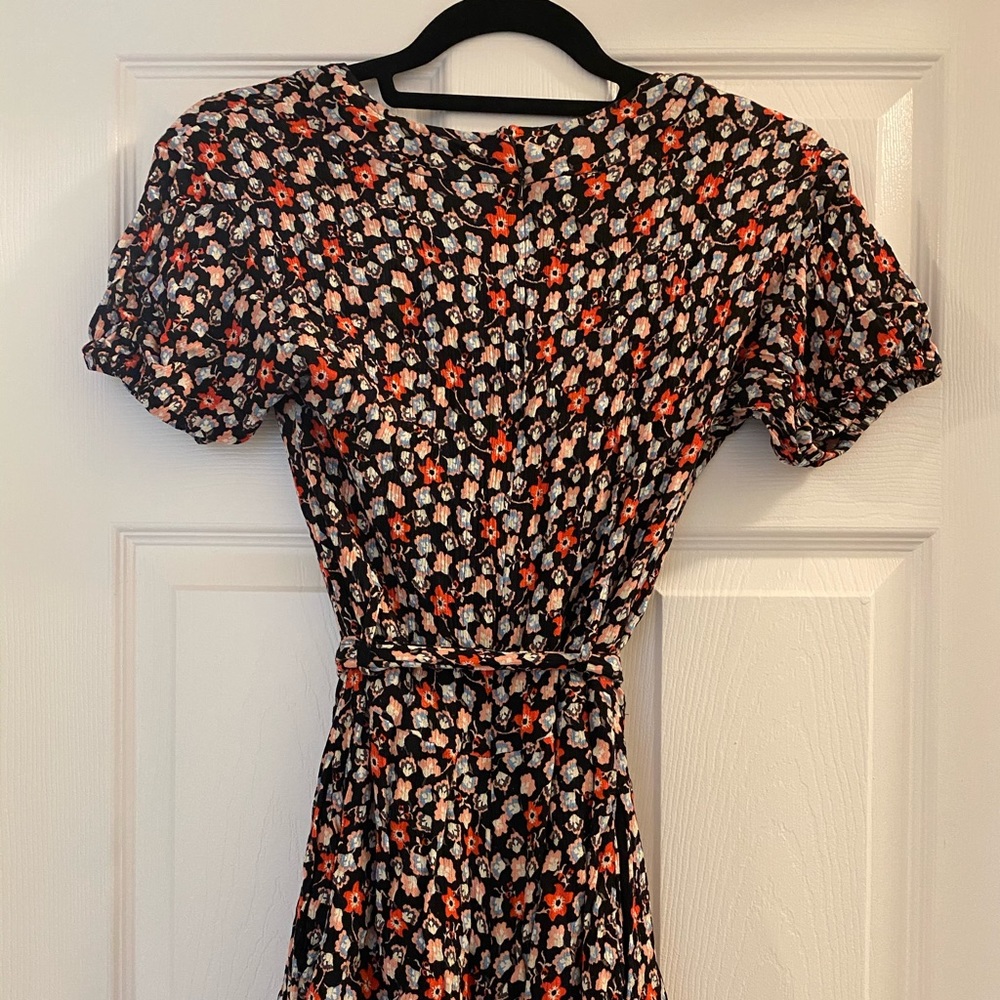Guess Floral Romper - Picture 3 of 4